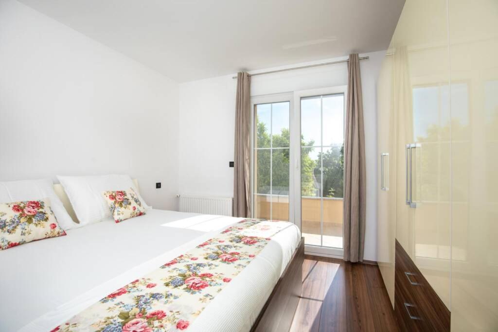 Apartment Natali Punat- Free Parking On Premises 外观 照片